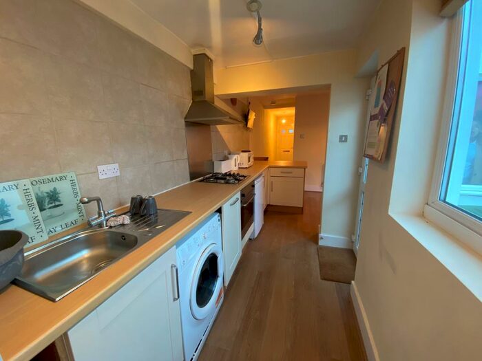 3 Bedroom House To Rent In Chapel Street, GL50