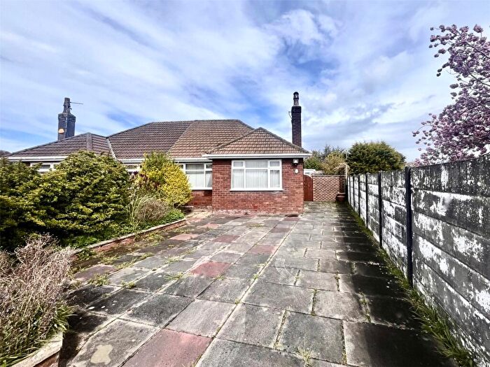 2 Bedroom Bungalow For Sale In Poolside Walk, Crossens, Southport, PR9