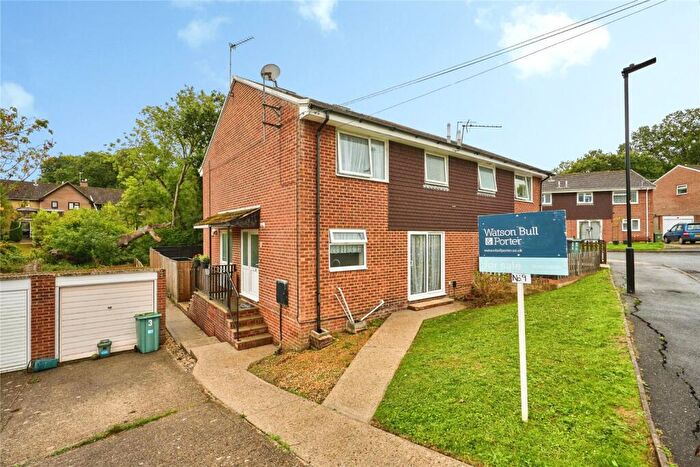 1 Bedroom Terraced House For Sale In Dame Anthonys Close, Binstead, Isle Of Wight, PO33