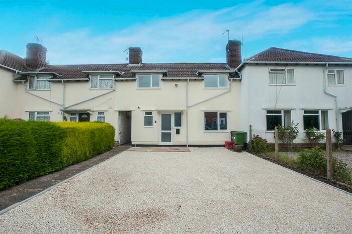 3 Bedroom Terraced House To Rent In Halls Close, Whitnash, Leamington Spa, CV31