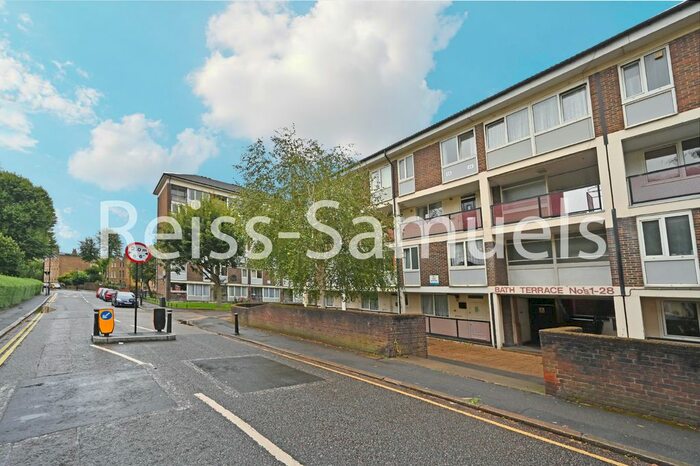 4 Bedroom Maisonette To Rent In Bath Terrace, Borough, Southwark, London, SE1
