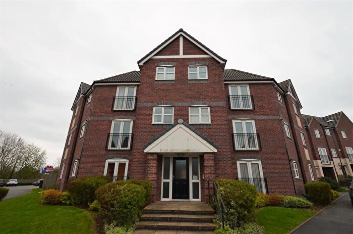 2 Bedroom Apartment To Rent In Girton Way, Mickleover, Derby, DE3