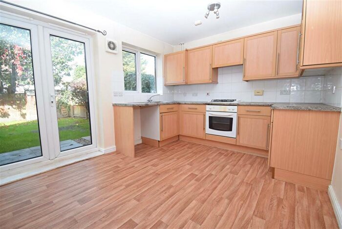 2 Bedroom House To Rent In Orangery Walk, Newport, NP10