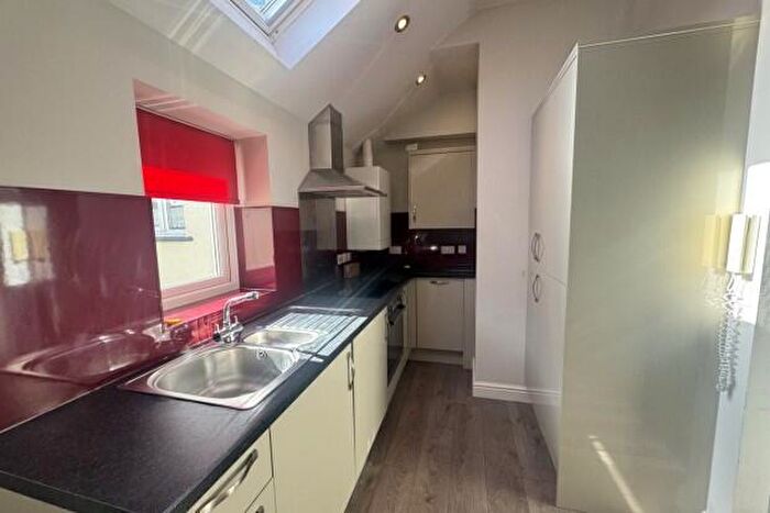 1 Bedroom Flat To Rent In Albany Road Cardiff, CF24