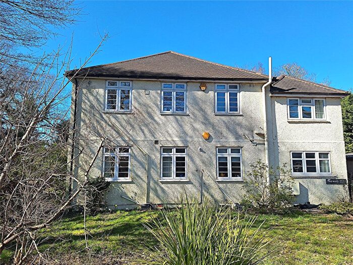 2 Bedroom Maisonette To Rent In Peaks Brook Lane, Horley, Surrey, RH6