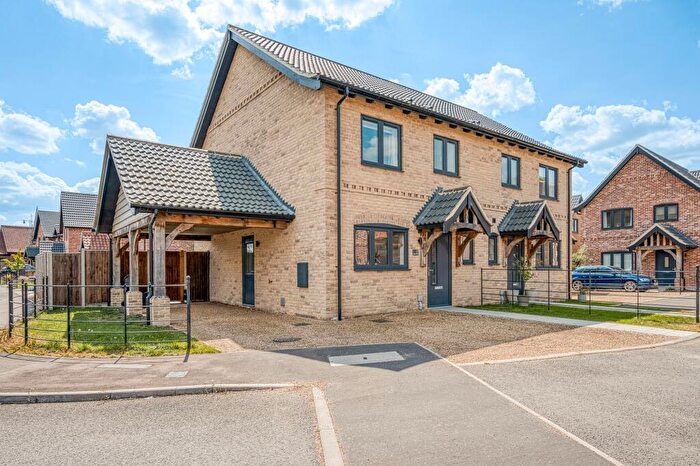 3 Bedroom Semi Detached House For Sale In Fallow Drive, Banham, NR16