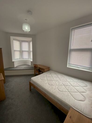 1 Bedroom Property To Rent In Plymouth Street, Southsea, PO5