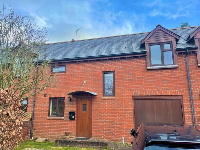 3 Bedroom Terraced House To Rent In Woodbury, EX5