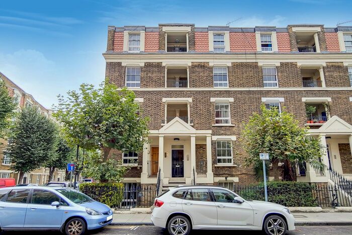 3 Bedroom Flat To Rent In Wilmot Street, London, E2