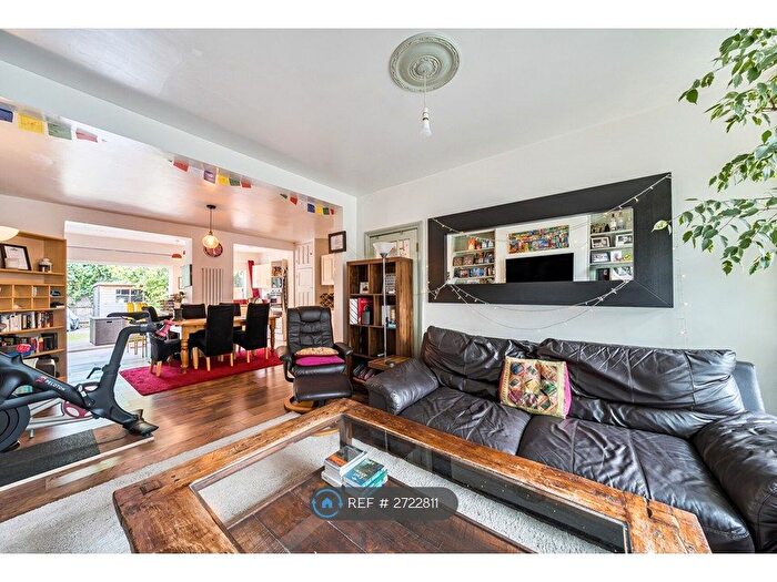 3 Bedroom Terraced House To Rent In Heyford Road, Mitcham, CR4