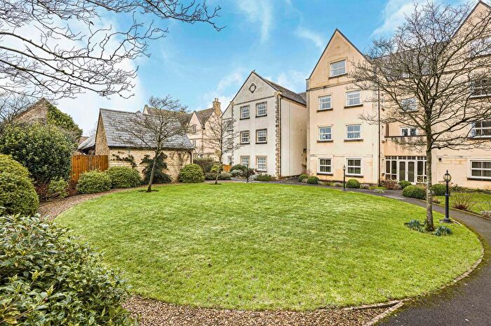 3 Bedroom Flat For Sale In Prince Court, Tetbury, Gloucestershire, GL8