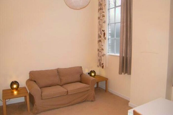 2 Bedroom Flat To Rent In Basford Mill, Nottingham, NG7