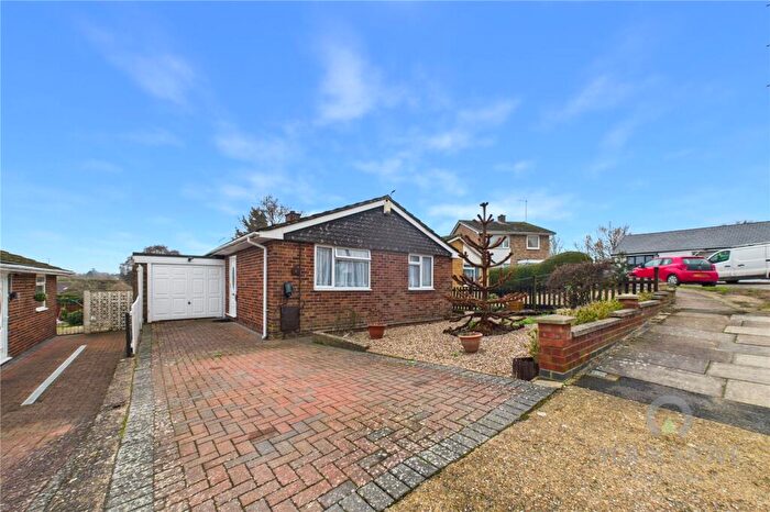 3 Bedroom Bungalow For Sale In Brackenhill Close, Northampton, NN2