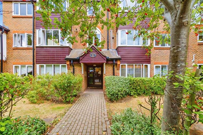 2 Bedroom Flat For Sale In Silvermere Court, Foxley Hill Road, Purley, CR8