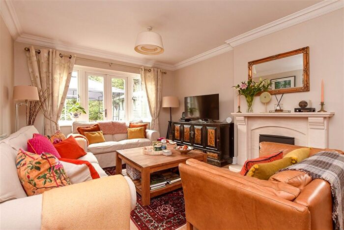 6 Bedroom Detached House For Sale In West Meads, Horley, Surrey, RH6