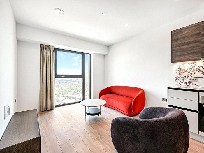 1 Bedroom Flat To Rent In Uncle Acton, Victoria Road, W3
