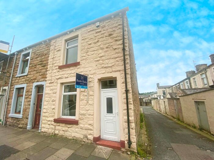 2 Bedroom End Of Terrace House To Rent In Pendle Street, Padiham, Burnley, Lancashire, BB12