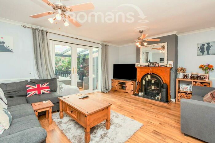 3 Bedroom End Of Terrace House To Rent In Wilmott Way, Winklebury, RG23