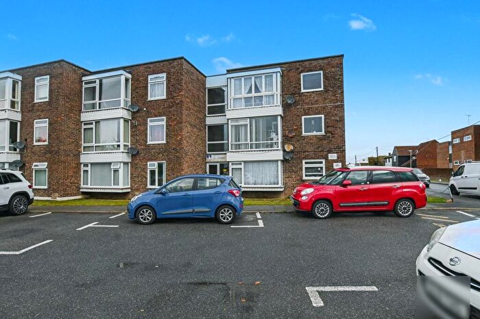 2 Bedroom Apartment For Sale In Esplanade View Eastern Esplanade, Canvey Island, SS8