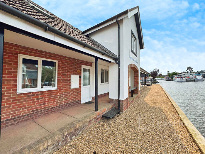 2 Bedroom Terraced House To Rent In Peninsula Cottages, Wroxham, NR12