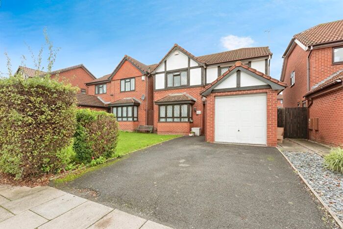 4 Bedroom Detached House For Sale In Neville Road, Leicester, LE3