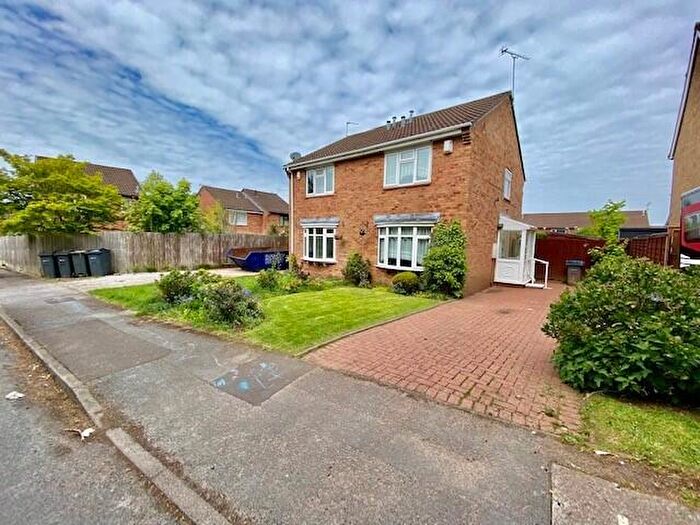 2 Bedroom Semi-Detached House For Sale In Farmdale Grove, Birmingham, B45