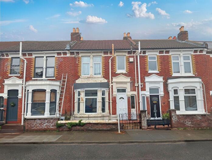 3 Bedroom Terraced House For Sale In Bonchurch Road, Southsea, PO4