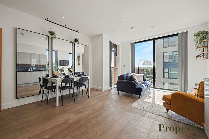 1 Bedroom Flat For Sale In Milner Road, London, SW19