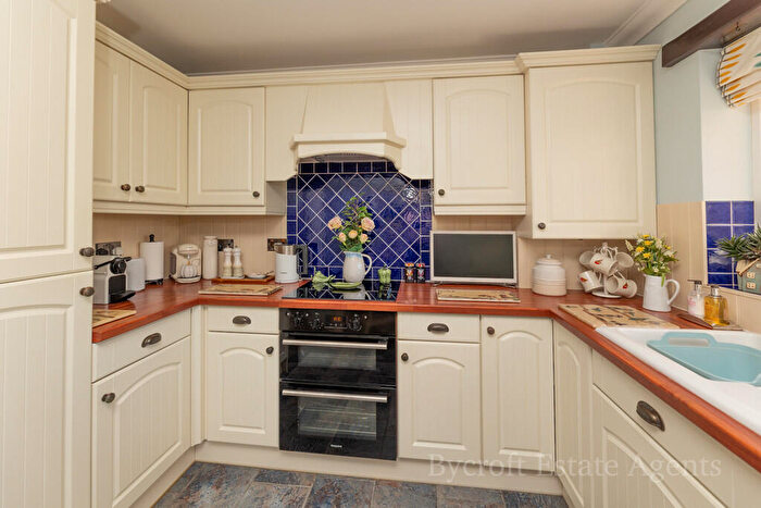 2 Bedroom Semi-Detached House For Sale In Broad Fleet Close, Oulton, Lowestoft, NR32