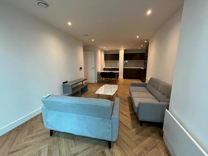 2 Bedroom Flat To Rent In Silvercroft Street, Manchester, M15