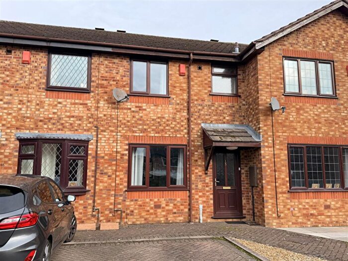 2 Bedroom House To Rent In Barracks Way, Leek, Staffordshire, ST13