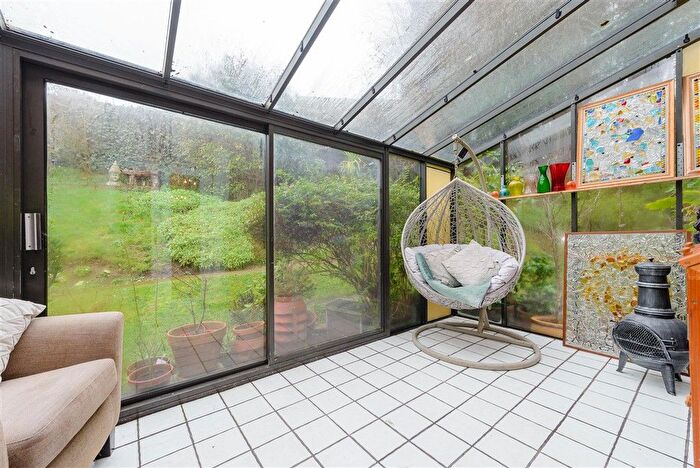 3 Bedroom Detached House For Sale In The Sandpipers, Gravesend, Kent, DA12