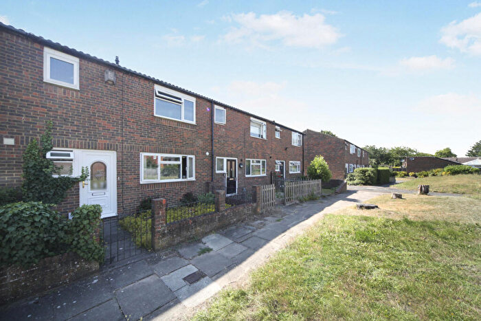 3 Bedroom Terraced House To Rent In Westminster Gardens, Houghton Regis, Dunstable, LU5