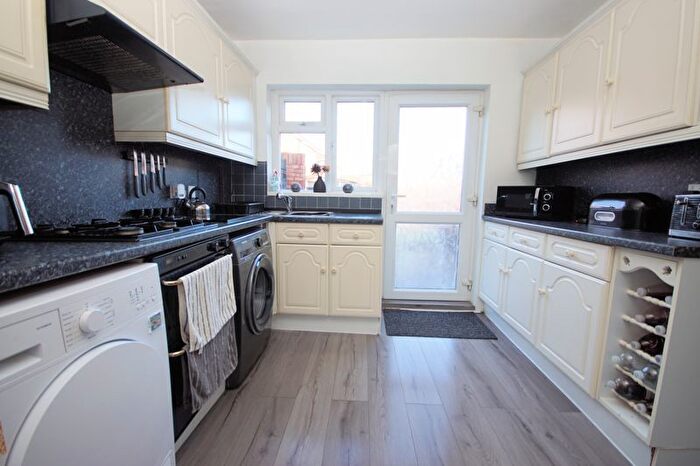3 Bedroom Terraced House For Sale In Elmore Road, Lee-On-The-Solent, PO13