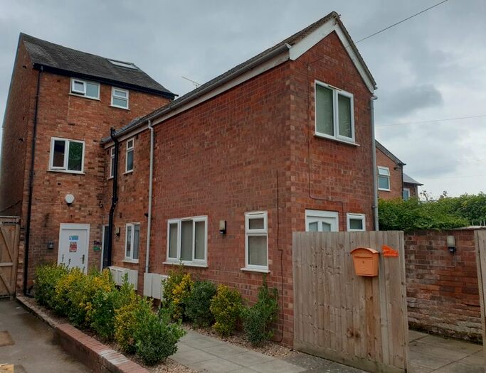 1 Bedroom Flat To Rent In Warwick Road, Kenilworth, CV8