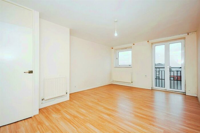 1 Bedroom Flat To Rent In Sowerby Close, London, SE9