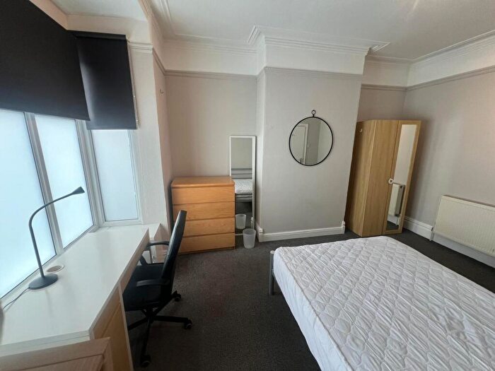1 Bedroom House To Rent In Raddlebarn Road -, Selly Oak, West Midlands, B29