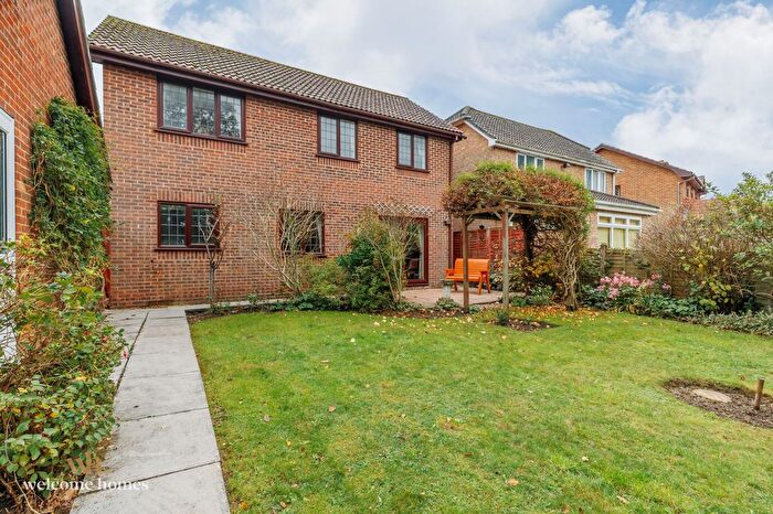 4 Bedroom Detached House For Sale In Lechlade Gardens, Littledown, BH7