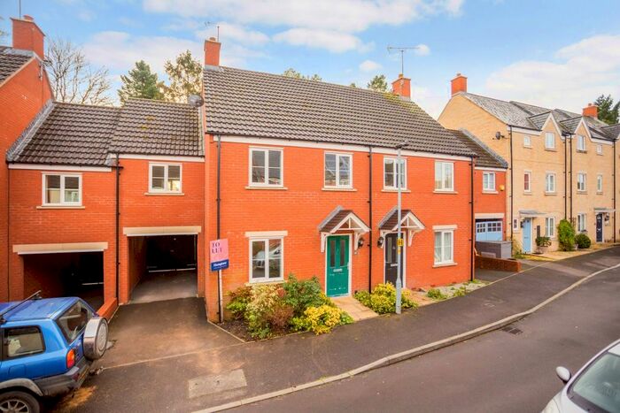 3 Bedroom Semi-Detached House To Rent In Cossor Road, Pewsey SN9