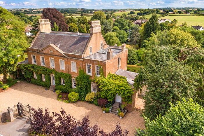 5 Bedroom Semi-Detached House For Sale In Grade Ii Listed Village House With Beautifully Appointed Accommodation, Chew Magna, BS40