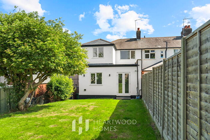 3 Bedroom End Of Terrace House For Sale In Marshall Avenue, St. Albans, AL3