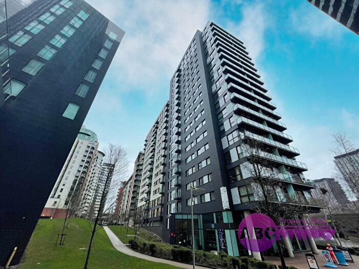 1 Bedroom Apartment For Sale In Cypress Place, New Century Park, Manchester, M4