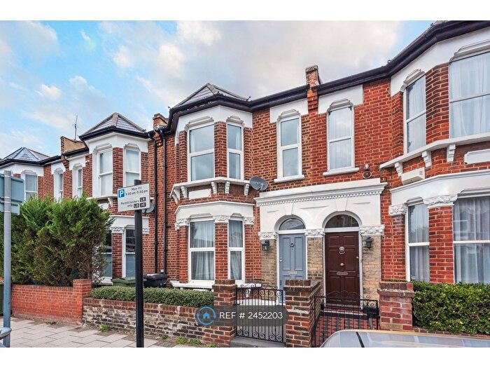 4 Bedroom Terraced House To Rent In Hazelbourne Road, London, SW12