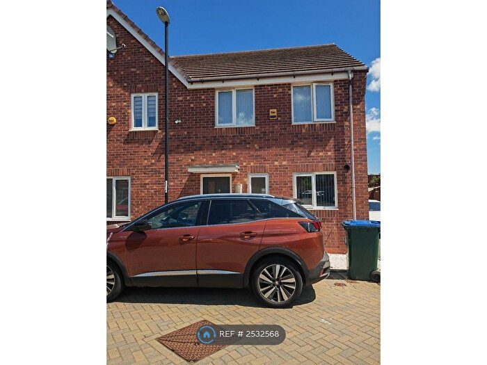 3 Bedroom Semi-Detached House To Rent In Community Close, Coventry, CV2
