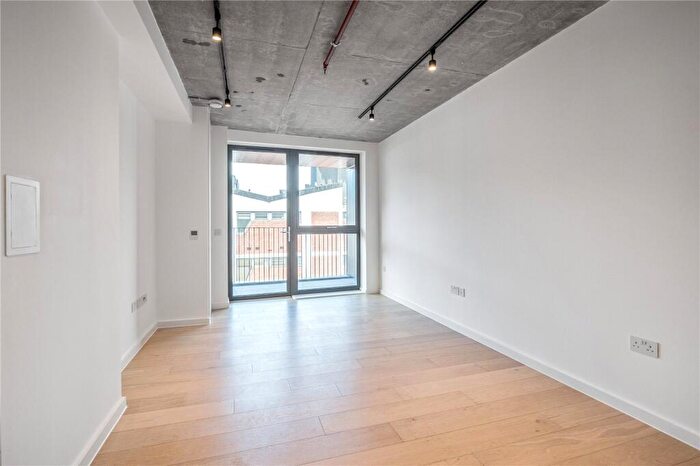 2 Bedroom Apartment To Rent In Smokehaus, - Bayford Street, Hackney, London, E8