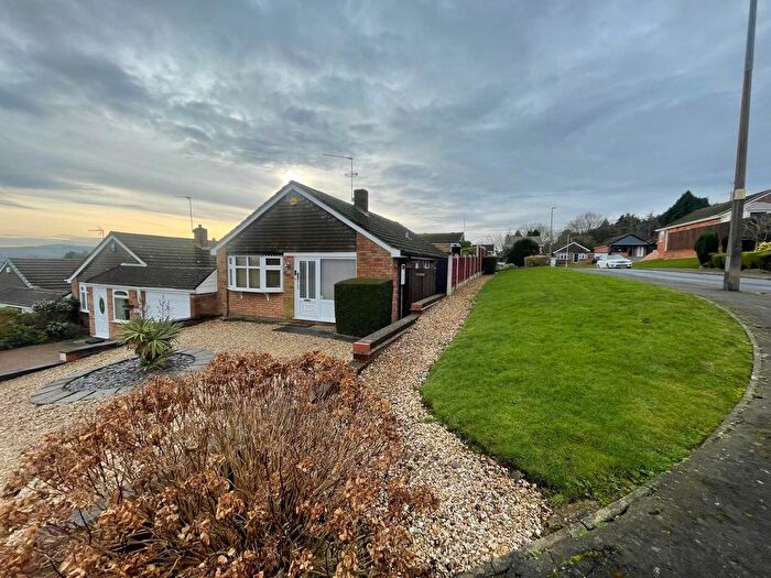 2 Bedroom Bungalow To Rent In Wolverley Avenue, Stourbridge, DY8