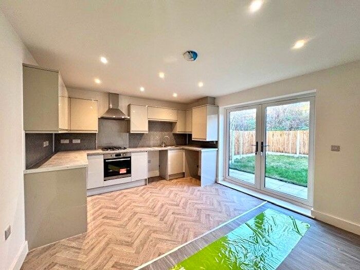 3 Bedroom Semi-detached House To Rent In Abraham Fold, Manchester, M38