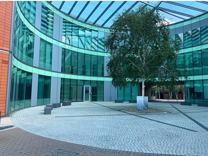 1 Bedroom Apartment For Sale In One Thames Valley, Wokingham Road, Bracknell, RG42