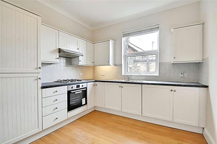 2 Bedroom Flat To Rent In Beaumont Road, Chiswick, London, W4