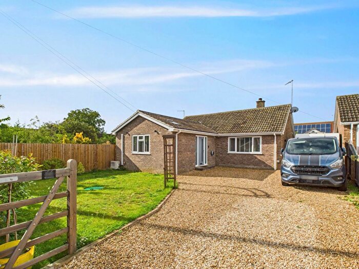 3 Bedroom Bungalow For Sale In Westfields, Narborough, King's Lynn, PE32